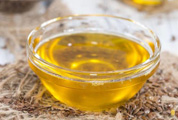 亞麻籽油廠家：亞麻籽油怎樣食用最好？